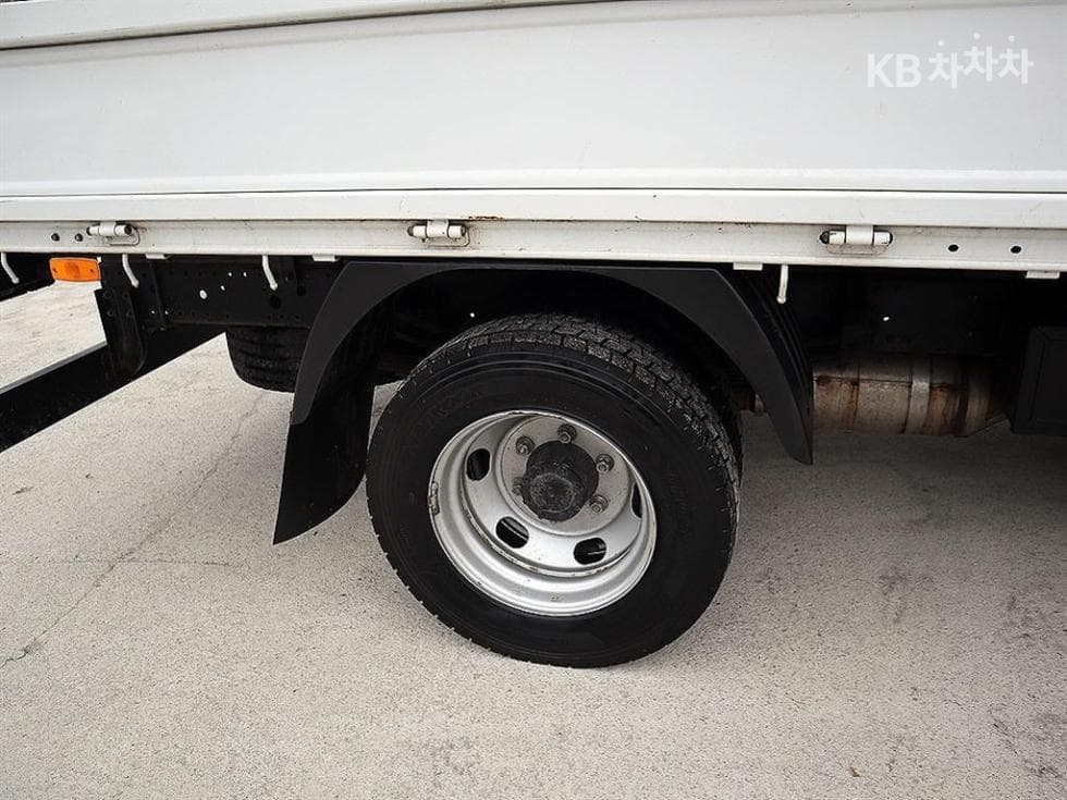 Хюндай Майти (Среден камион)DLX 고상 장축 고속형 - 17