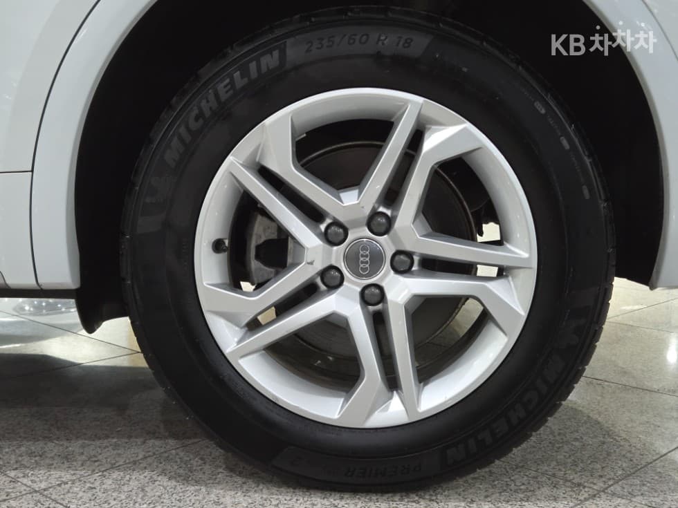 Ауди The New Q5(FY)40 Турбо Дизел Инжекция quattro Стандартен - 20