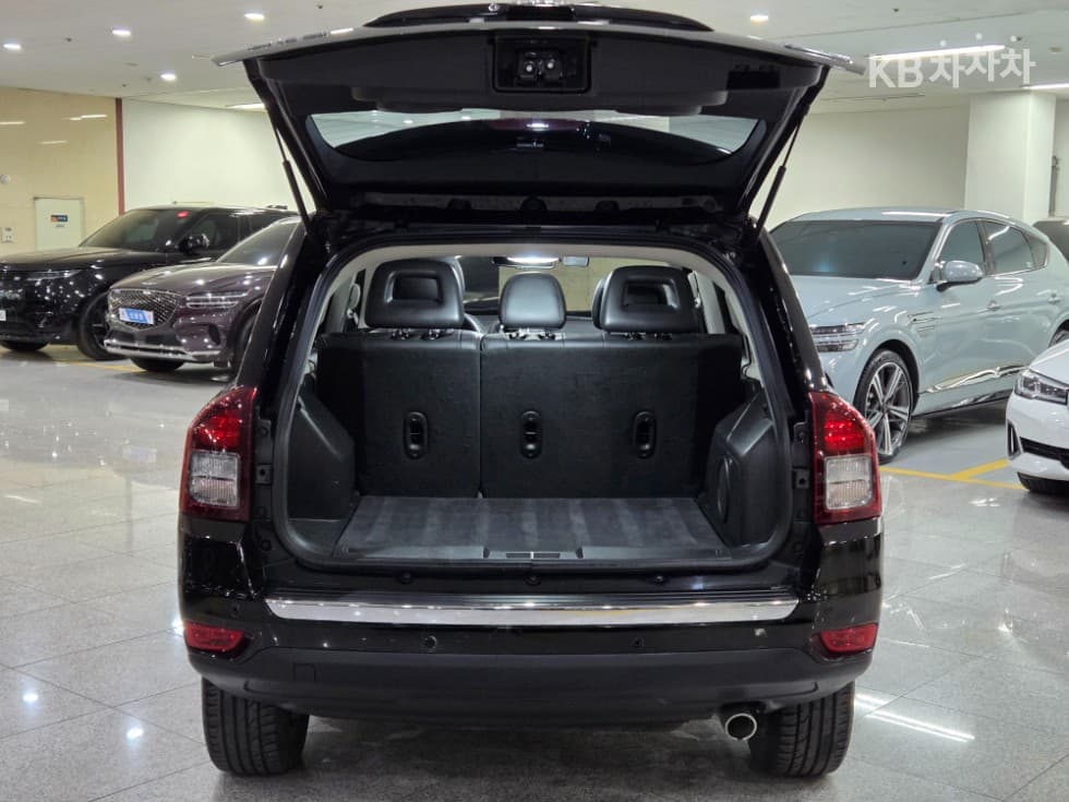 지프 Нов 컴패스2.4 4x4 Лимитиран - 19