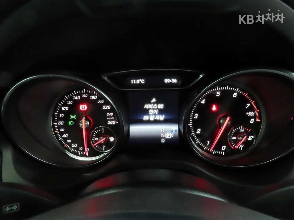 Mercedes-Benz CLA클래스CLA220 AMG Line - 17