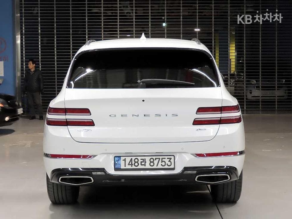 Genesis GV802.5 Turbo Gasoline AWD - 3