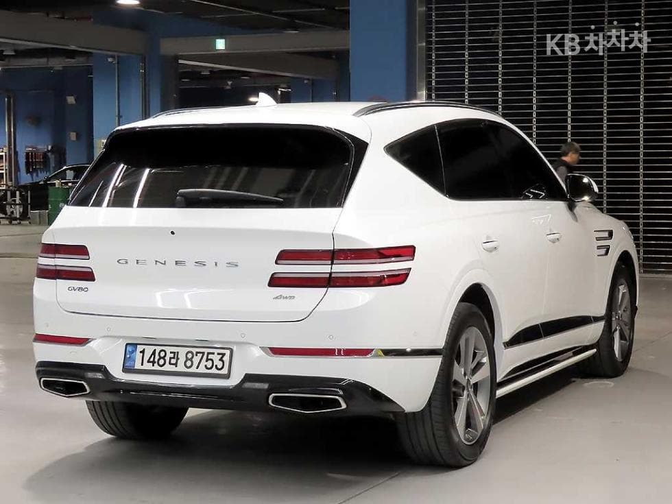 Genesis GV802.5 Turbo Gasoline AWD - 4