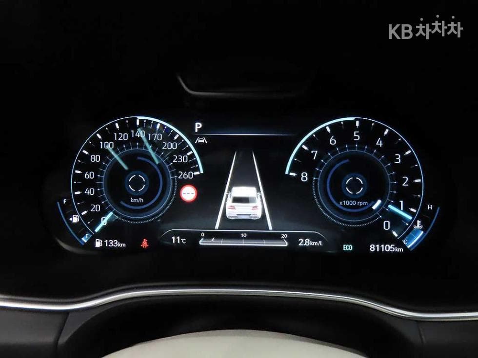 Genesis GV802.5 Turbo Gasoline AWD - 9