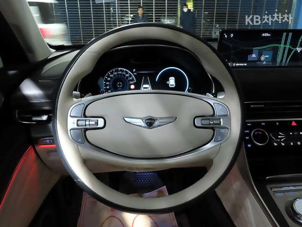 Genesis GV802.5 Turbo Gasoline AWD - 10