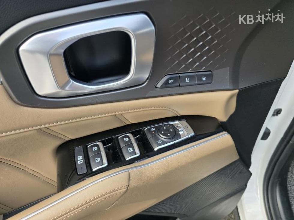 Kia The New (facelift) Sorento MQ42.5 T-GDI 2WD Signature - 13