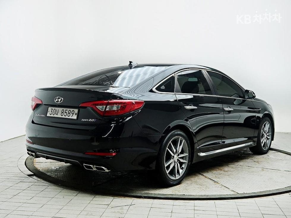 Hyundai Sonata LF2.0 Turbo Gasoline Direct Injection Exclusive - 4