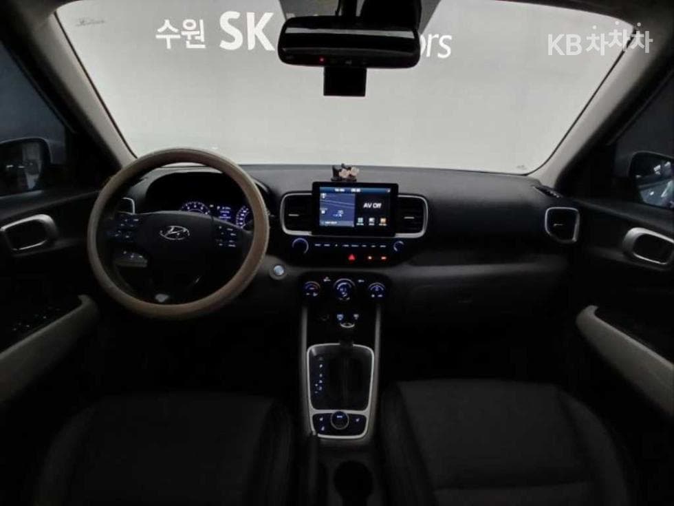 Hyundai VenueGasoline 1.6 Modern - 6
