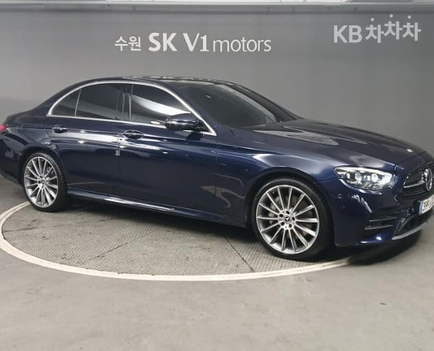 Mercedes-Benz E-Клас (W213)E350 4MATIC AMG Line - 4