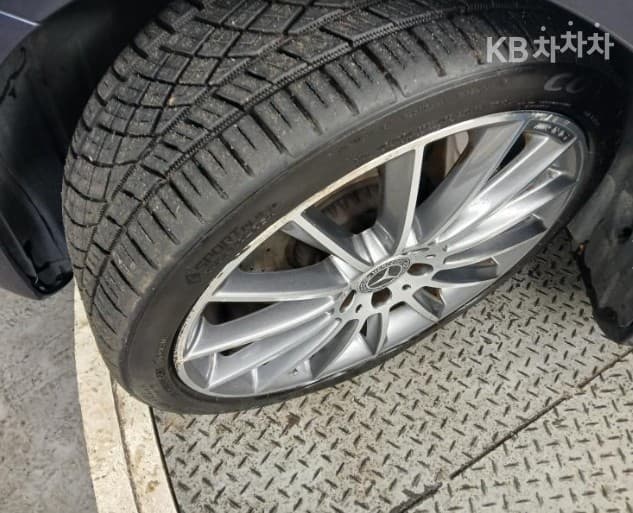 Mercedes-Benz E-Клас (W213)E350 4MATIC AMG Line - 20