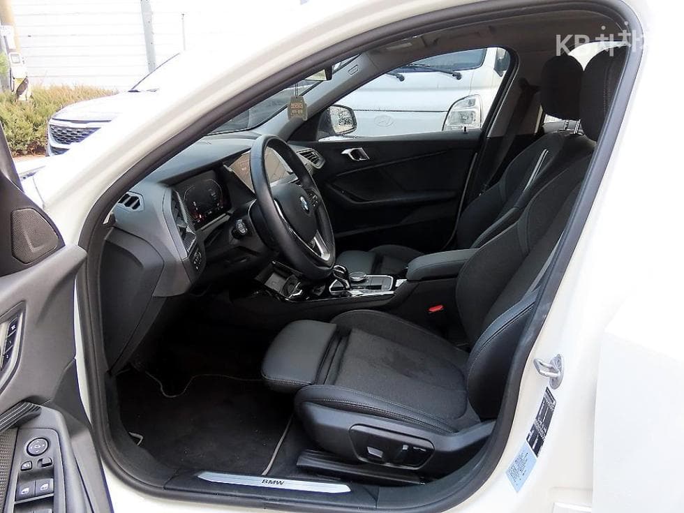 BMW 1시리즈 (F40)120i Sport - 5