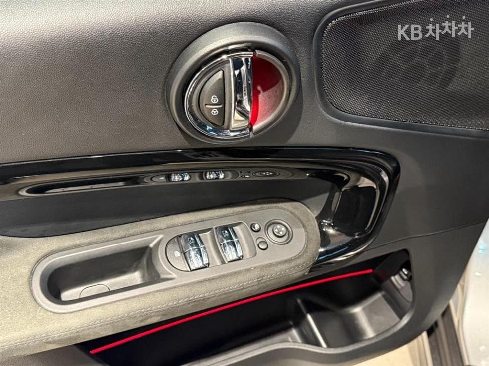 Мини Countryman (F60)2.0 Cooper JCW All4 Launch Pack - 13