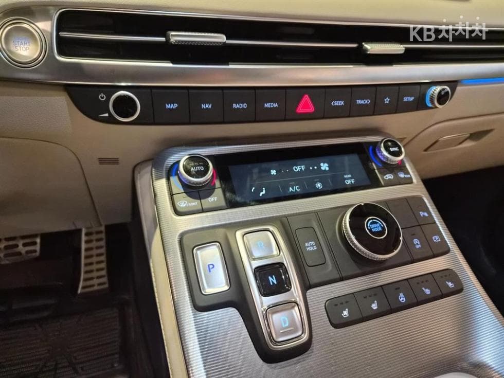 Хюндай The New (фейслифт) Palisade2.2 Дизел 2WD Calligraphy - 9