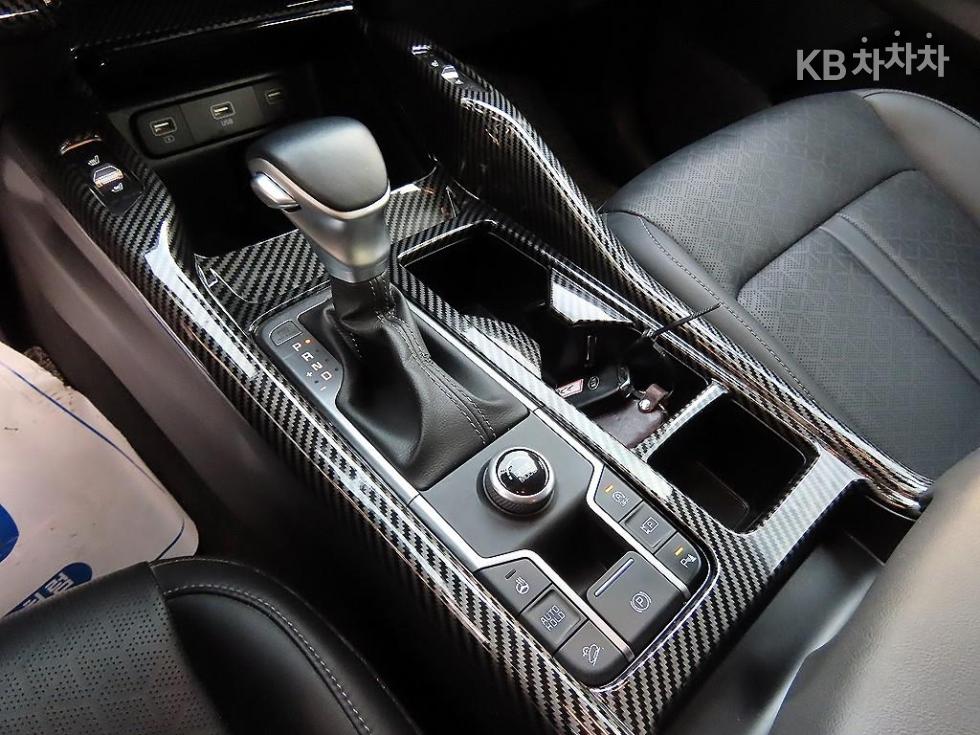 Киа Sorento 4-то поколение2.2 Дизел 2WD Престиж - 10