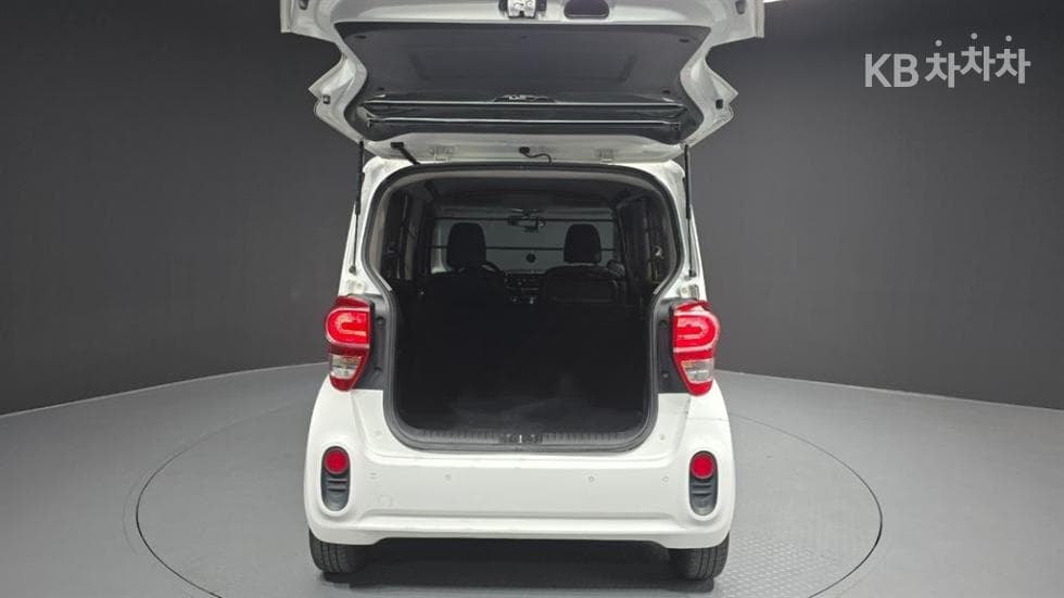 Киа The New (фейслифт) Рей (ван) Ван1.0 Бензин Ван 2-местен Лукс - 5