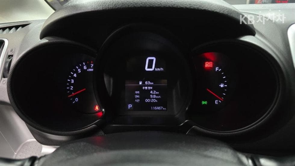 Киа The New (фейслифт) Рей (ван) Ван1.0 Бензин Ван 2-местен Лукс - 11