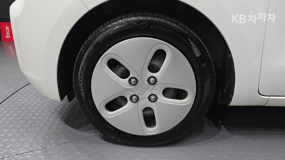 Киа The New (фейслифт) Рей (ван) Ван1.0 Бензин Ван 2-местен Лукс - 17