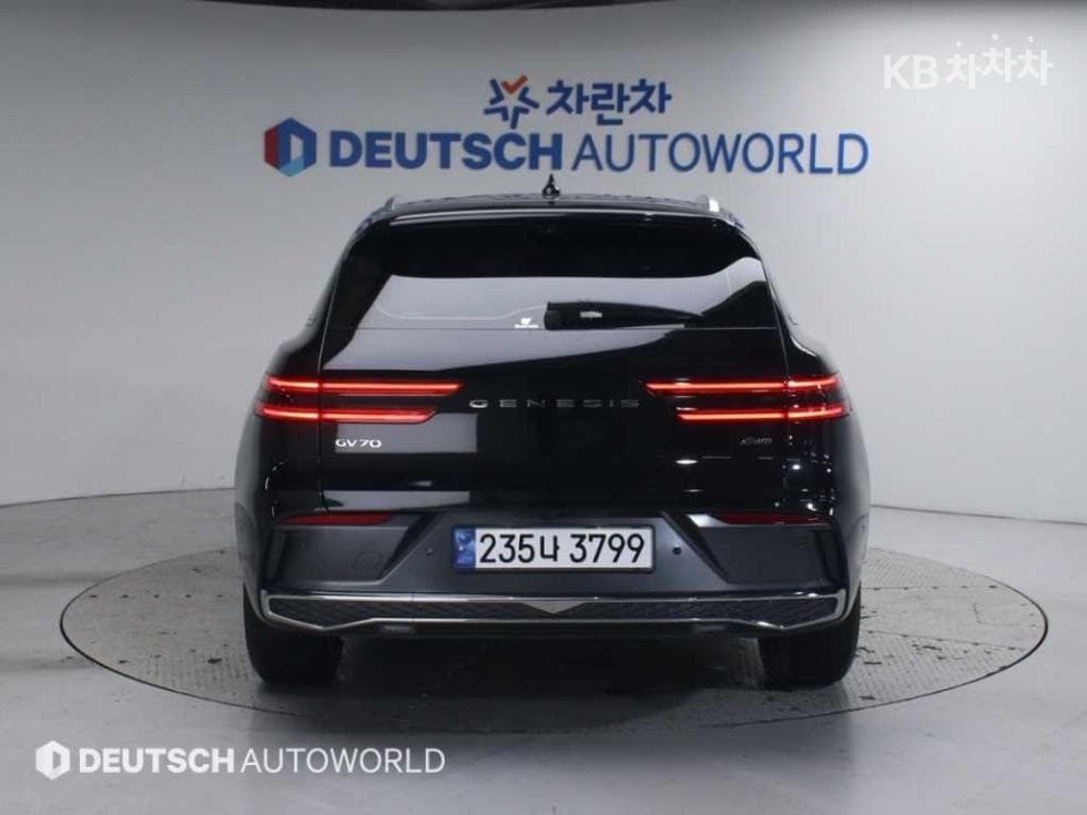 Дженезис GV70Бензин 2.5T AWD - 4