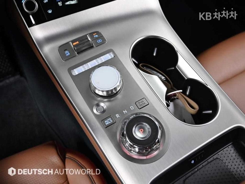 Дженезис GV70Бензин 2.5T AWD - 9