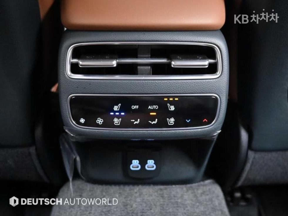 Дженезис GV70Бензин 2.5T AWD - 16