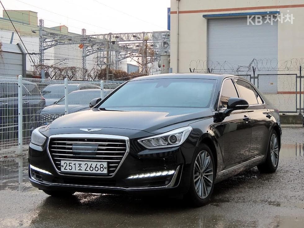 Genesis EQ900 3.8 GDI AWD Luxury - Image 1