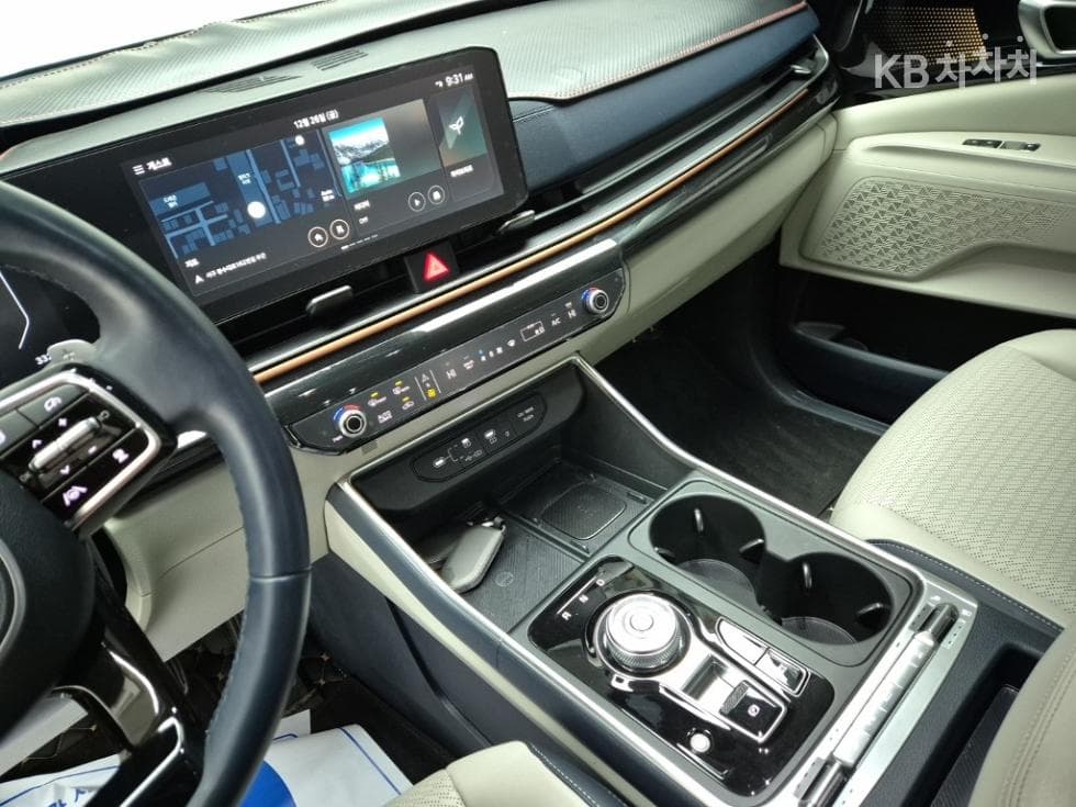 Kia The New (facelift) Carnival Hybrid 4th generation1.6 HEV 9-seater Signature - 10