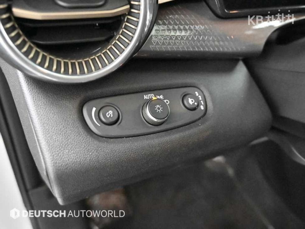 Джи Ем Корея Trax Кросоувър1.2 Бензин 2WD LS - 16