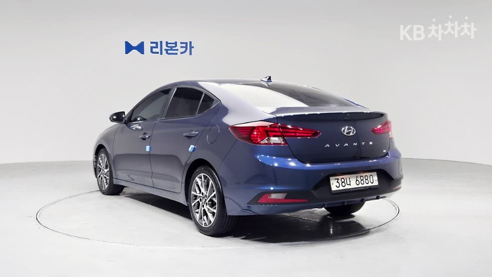 Хюндай The New (фейслифт) Avante (Elantra) ADSmartstream G1.6 Стил - 6