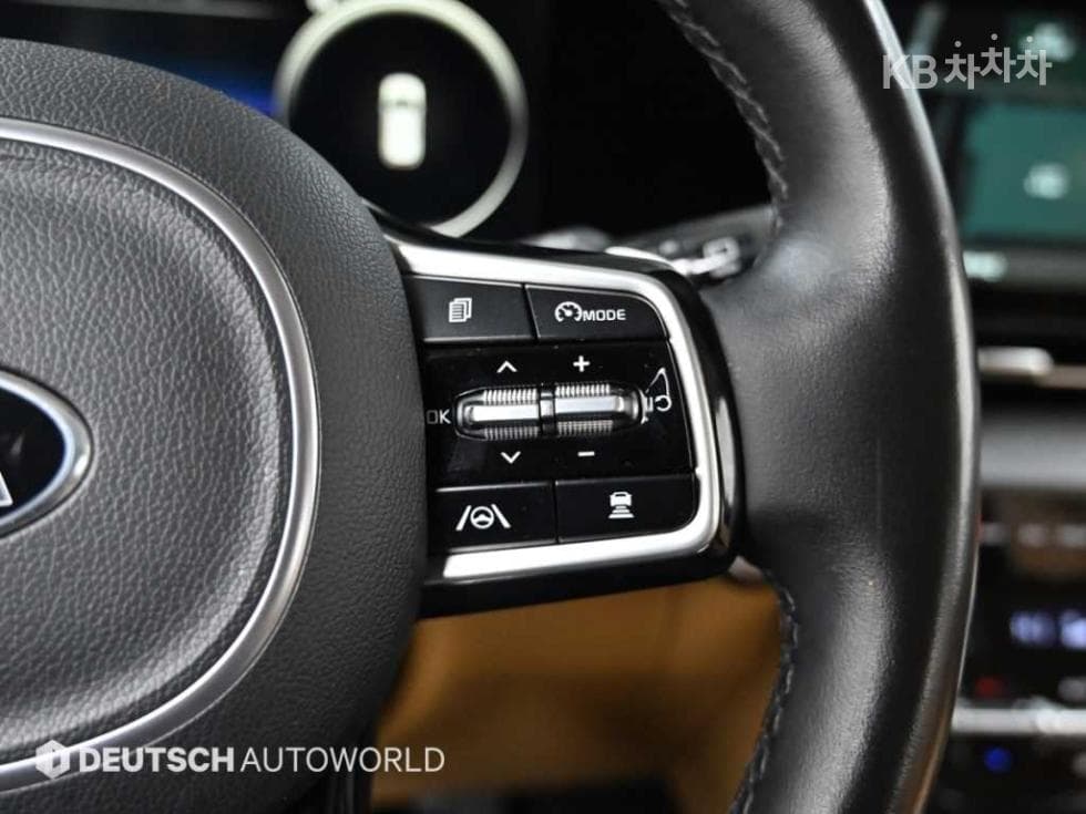 Киа Канивал 4-то поколениеD2.2 9-местен Signature - 18