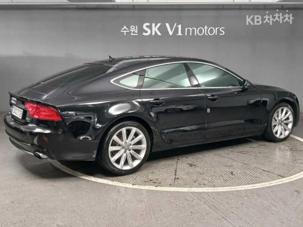 Audi A73.0 TFSI 콰트로 Dynamic - 4