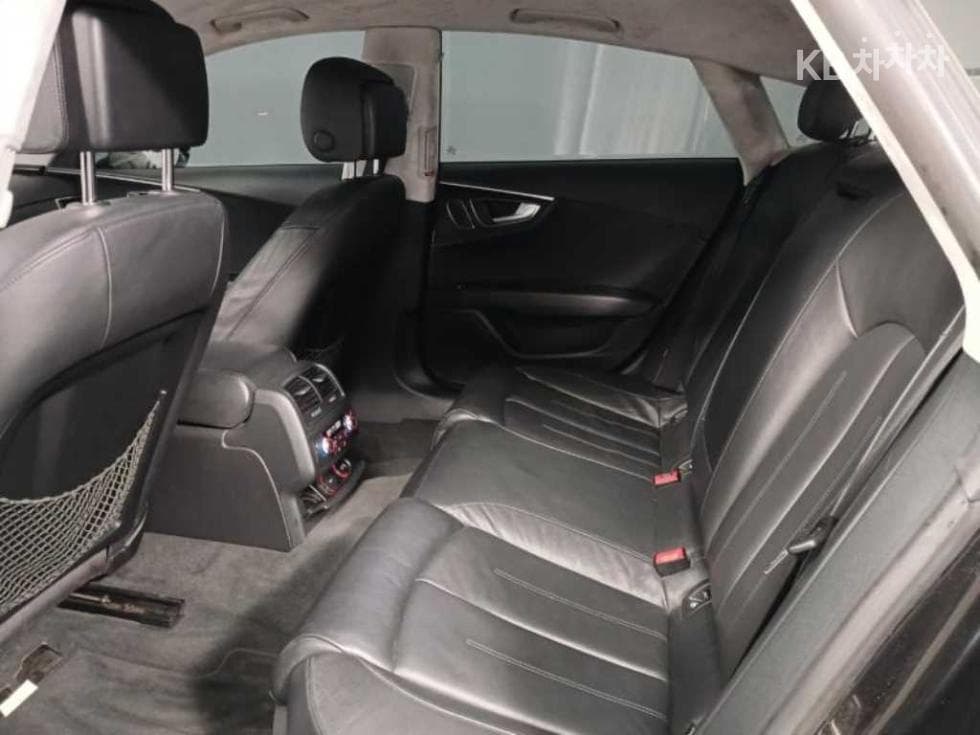 Audi A73.0 TFSI 콰트로 Dynamic - 8
