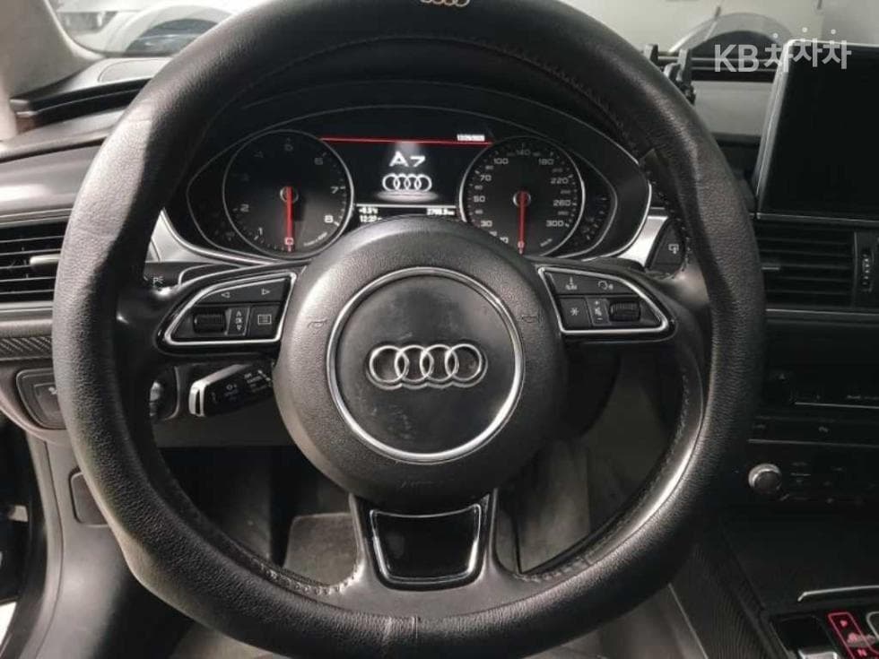 Audi A73.0 TFSI 콰트로 Dynamic - 11
