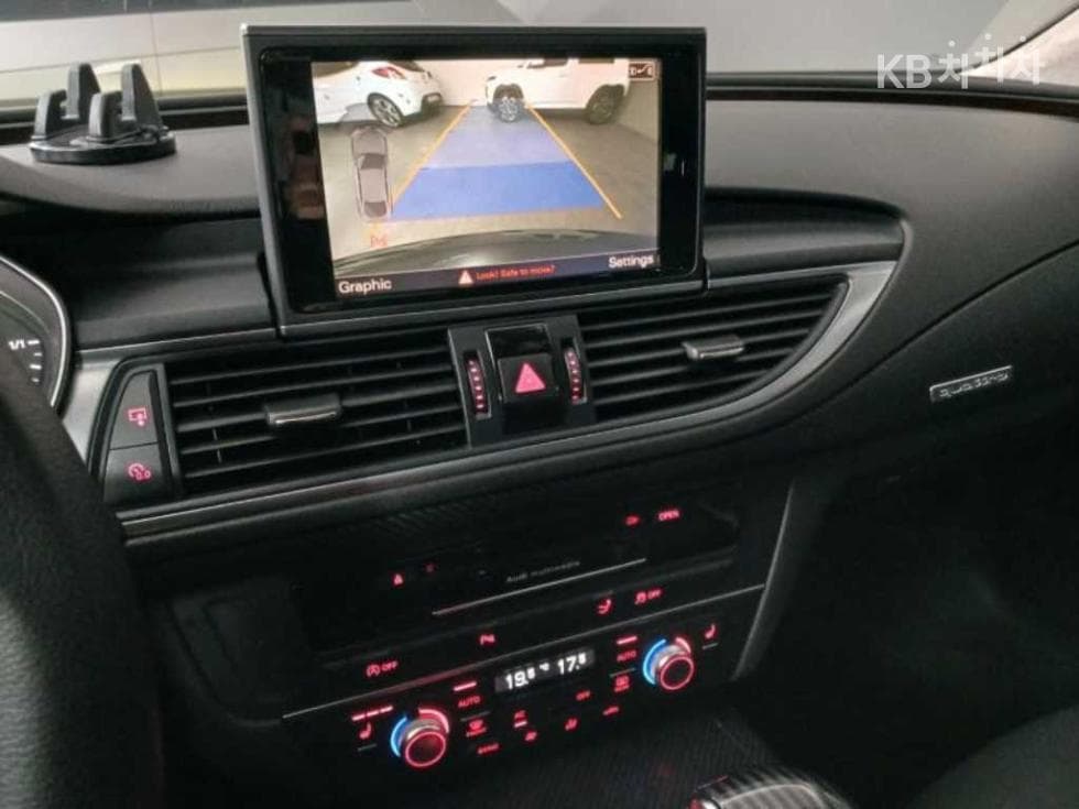 Audi A73.0 TFSI 콰트로 Dynamic - 14
