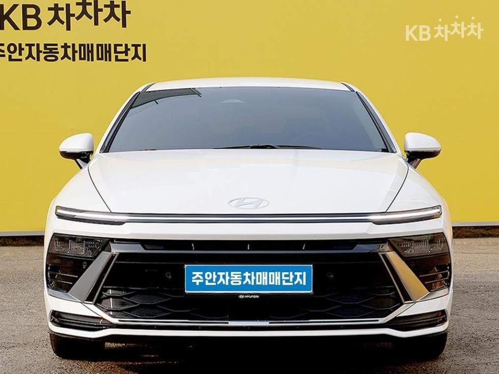 Hyundai Sonata The Edge (Sonata facelift)(DN8) 1.6 Turbo Exclusive - Image 1