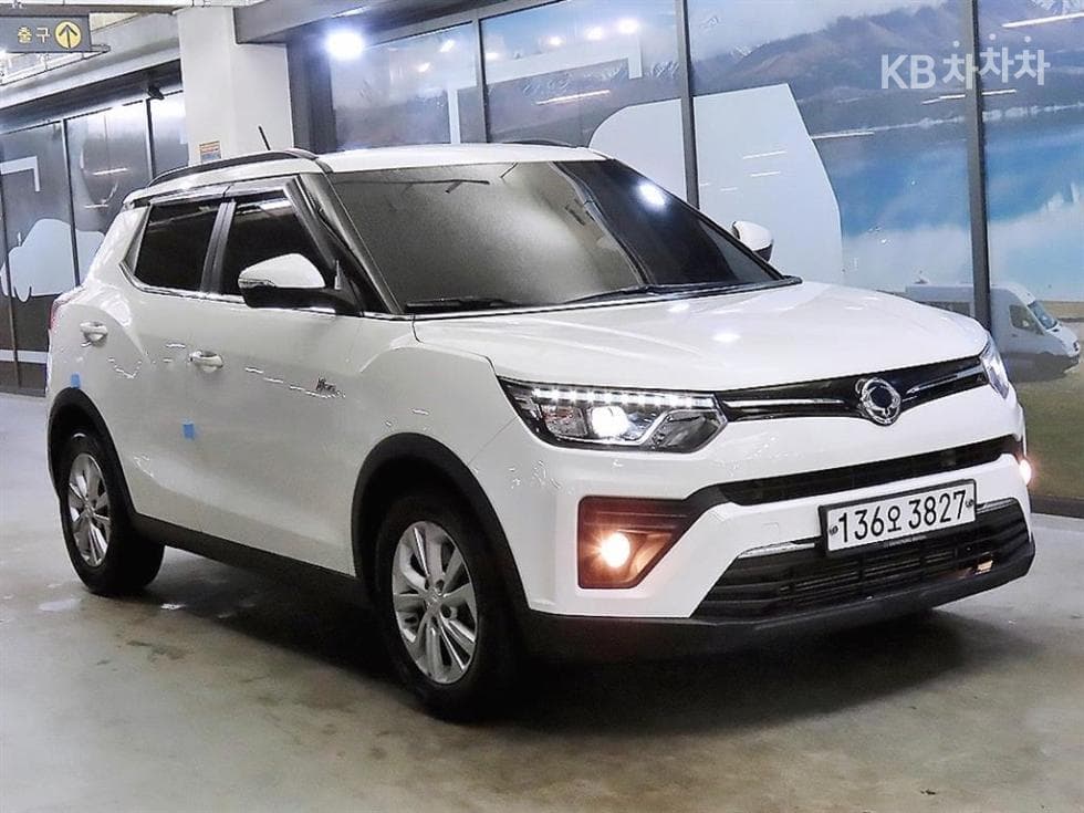 KG Mobility Very New (facelift/refresh; particularly for Tivoli) Tivoli Gasoline V3 2WD Standard - Image 1
