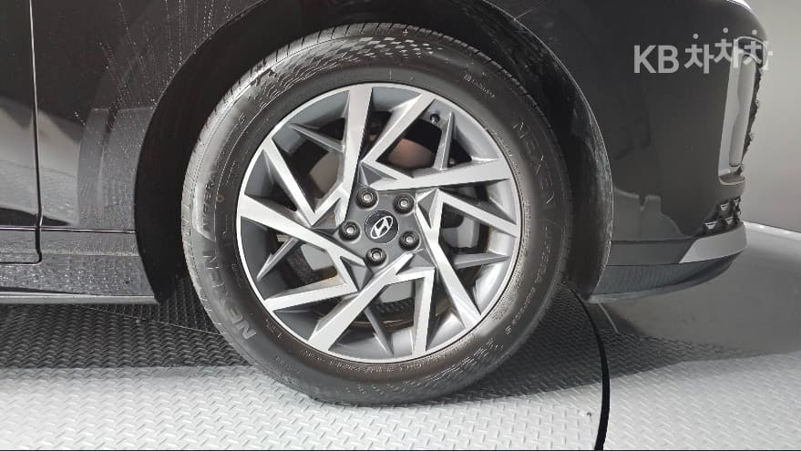 Хюндай Ди Всеново Grandeur (Azera)2.5L бензин 2WD Premium - 5