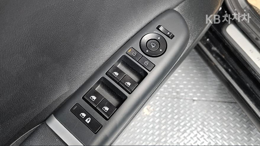 Хюндай Ди Всеново Grandeur (Azera)2.5L бензин 2WD Premium - 12