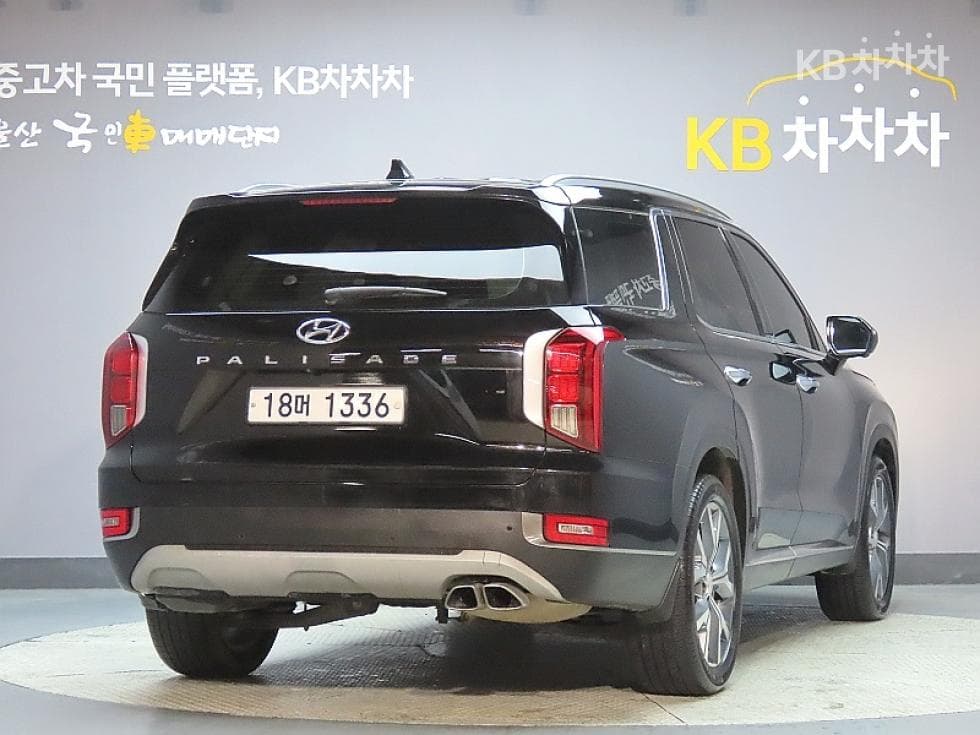 Hyundai Palisade2.2 Diesel 7-seater (Limousine) Prestige - 2