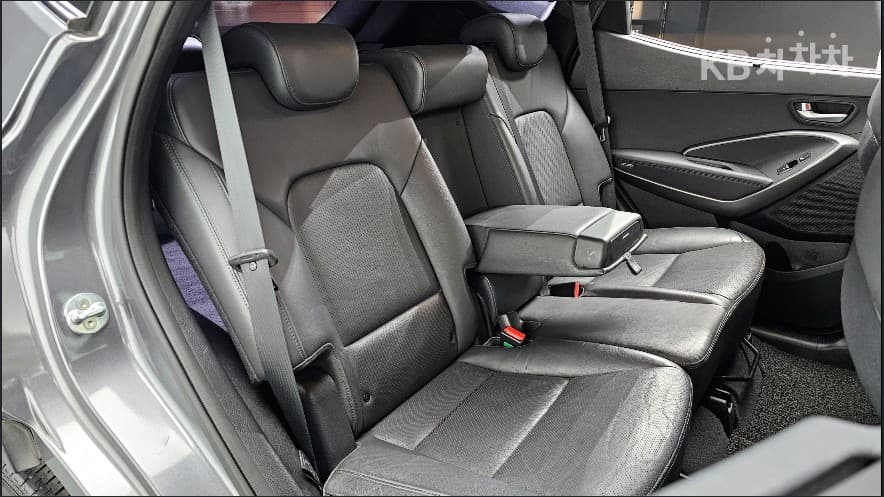 Хюндай Санта Фе The PrimeДизел Хонда R-двигател 2.0 дизел 2WD 5-местен Exclusive 기본 - 12