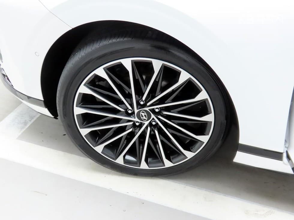 Hyundai The All New Grandeur (Azera) Hybrid1.6 Turbo Gasoline Calligraphy - 7