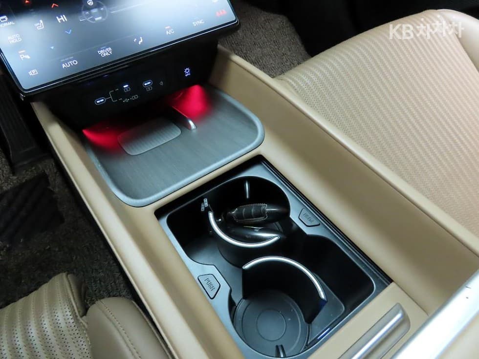 Hyundai The All New Grandeur (Azera) Hybrid1.6 Turbo Gasoline Calligraphy - 16