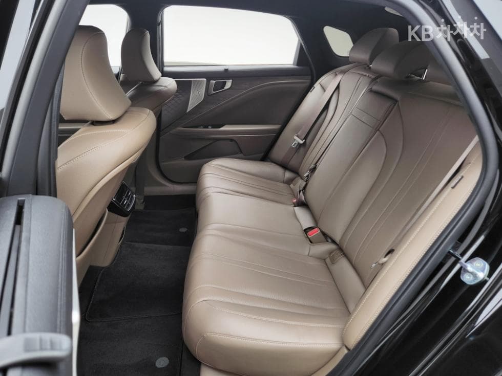 Kia K82.5L gasoline Noblesse - 12