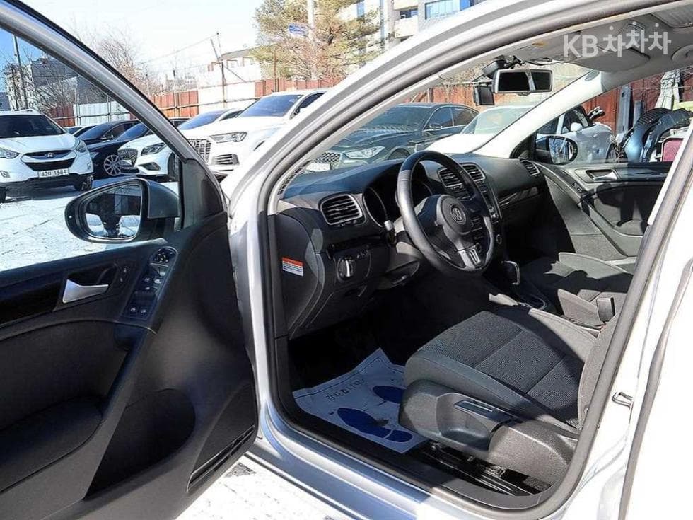 Volkswagen Golf2.0 Turbo Diesel Injection MK6 - 6