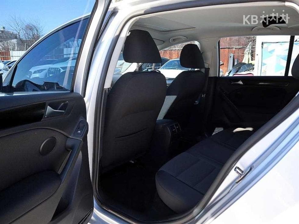 Volkswagen Golf2.0 Turbo Diesel Injection MK6 - 7