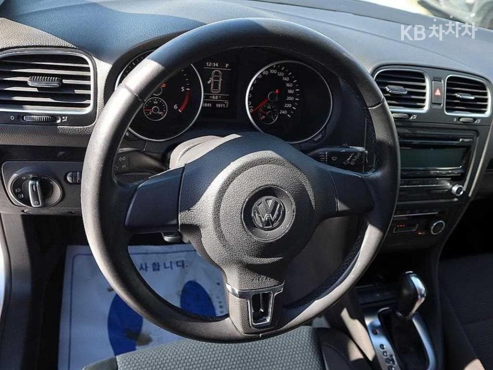 Volkswagen Golf2.0 Turbo Diesel Injection MK6 - 8