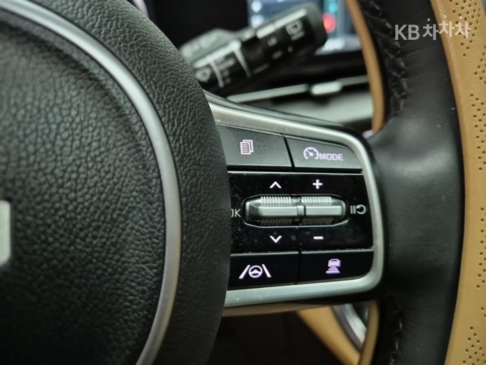 Киа Канивал 4-то поколениеD2.2 9-местен Noblesse - 15