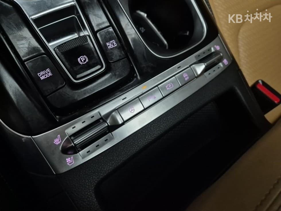 Киа Канивал 4-то поколениеD2.2 9-местен Noblesse - 16