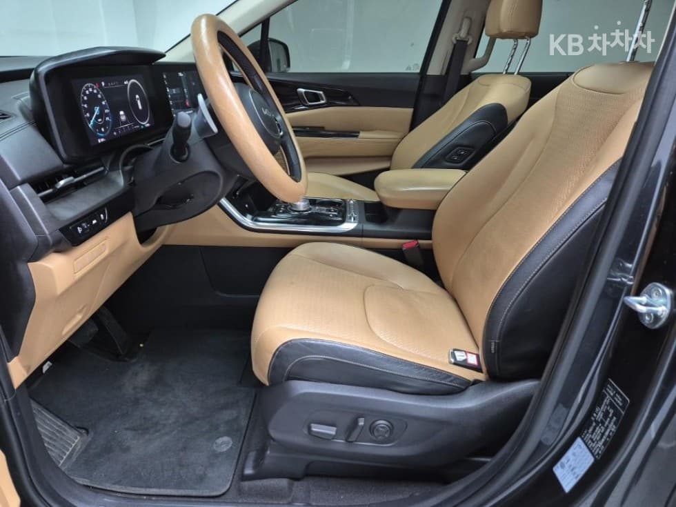 Киа Канивал 4-то поколениеD2.2 9-местен Noblesse - 11
