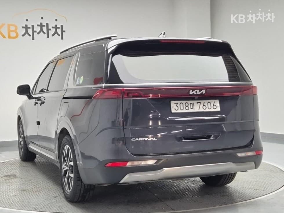 Киа Канивал 4-то поколениеD2.2 9-местен Noblesse - 2