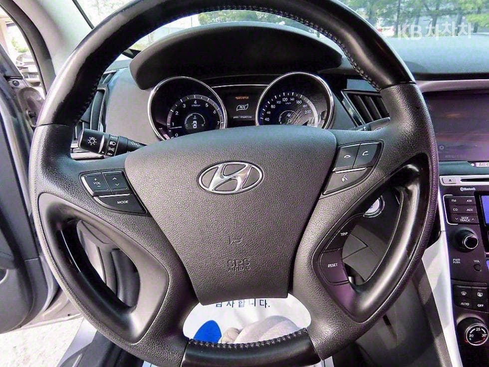 Hyundai YFSonataY20 Premiere Standard - 8