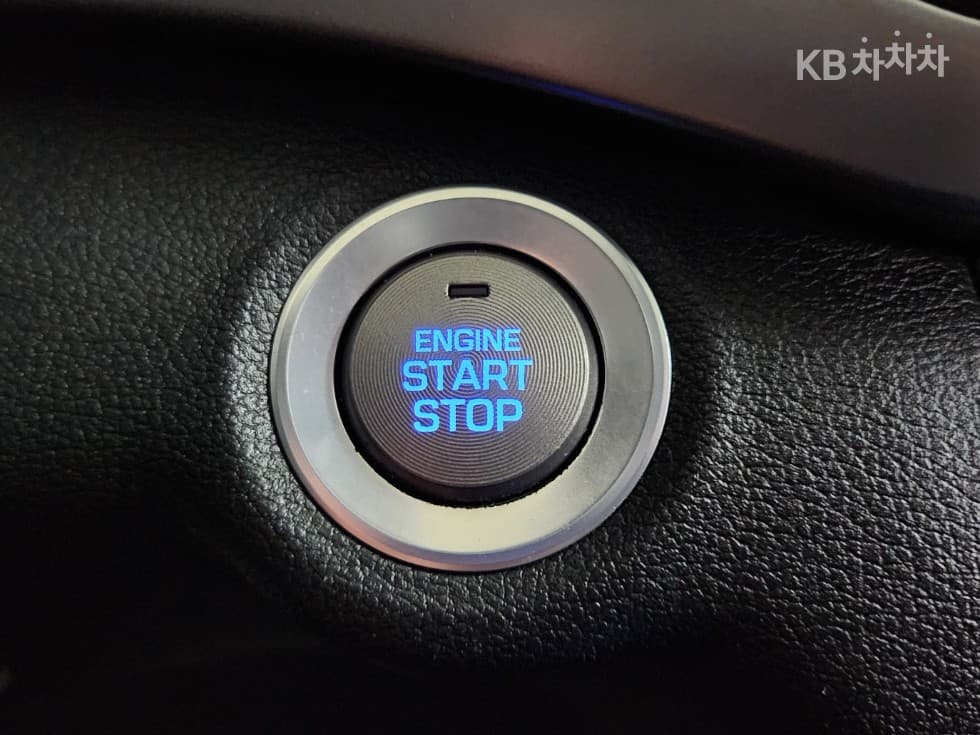 Hyundai Avante (Elantra)AD1.6 GDi Value Plus - 11